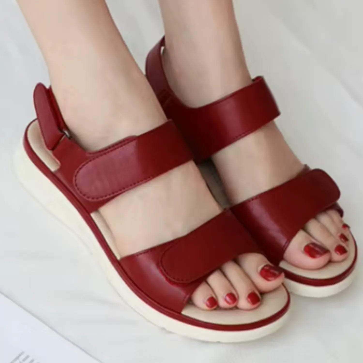 sandalia-feminina-vermelha-e-velcro