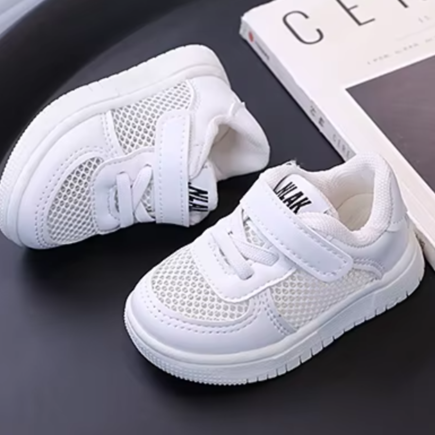 tenis infantil branco velcro respiravel