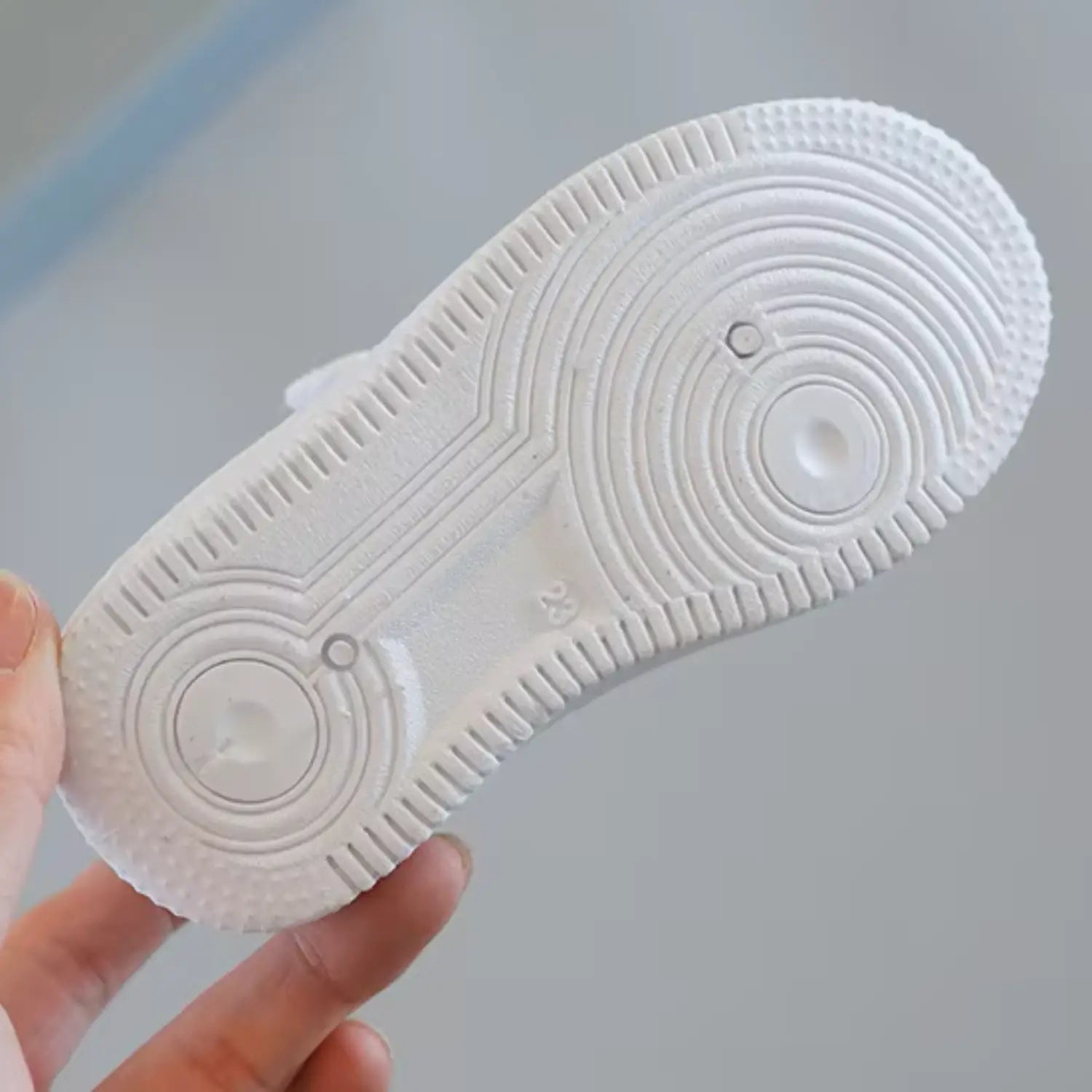 tenis-intantil-antiderrapante