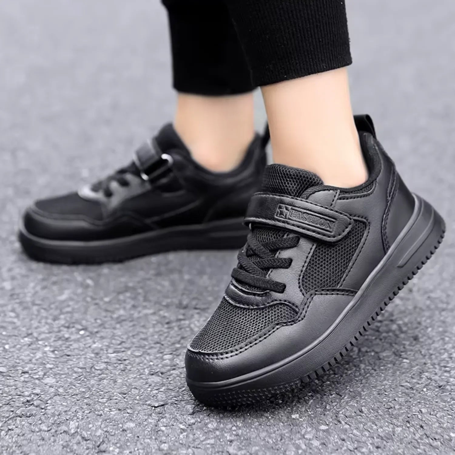 tenis-unissex-preto-e-elegante