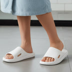 Chinelo branco silencioso unissex confort