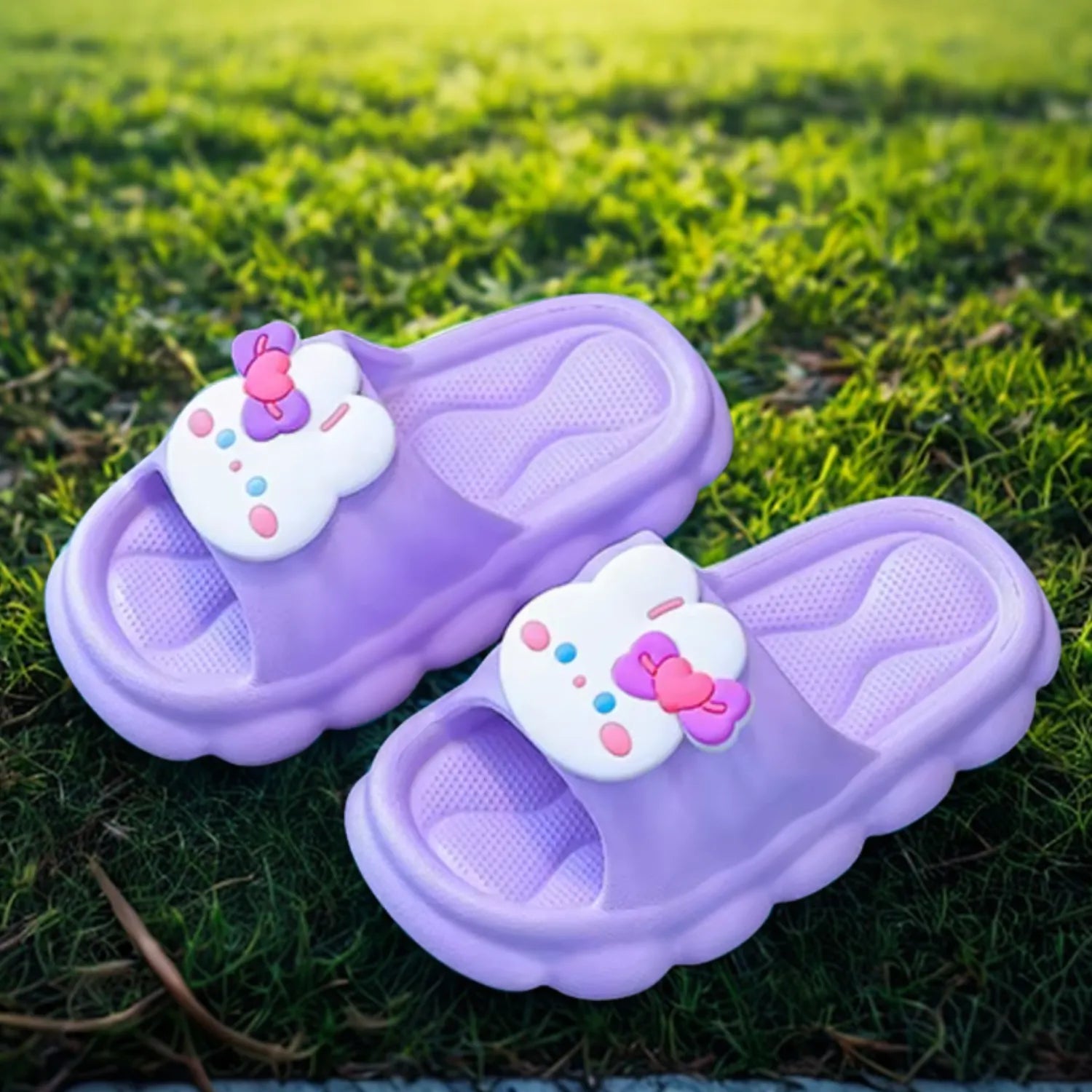 Chinelo infantil lilás e bichinho meninos meninas lazer, praia, verão