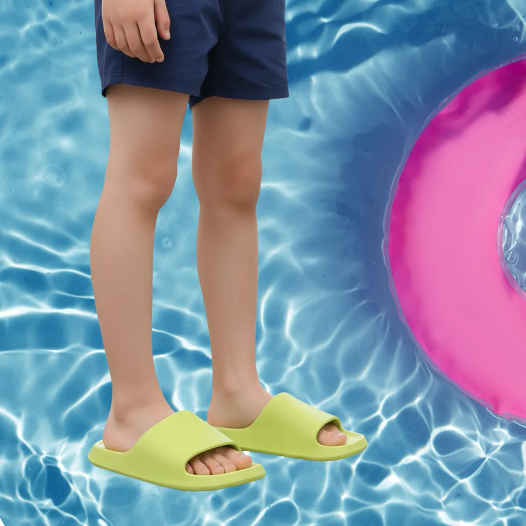 Chinelo infantil verde claro meninos meninas e lazer