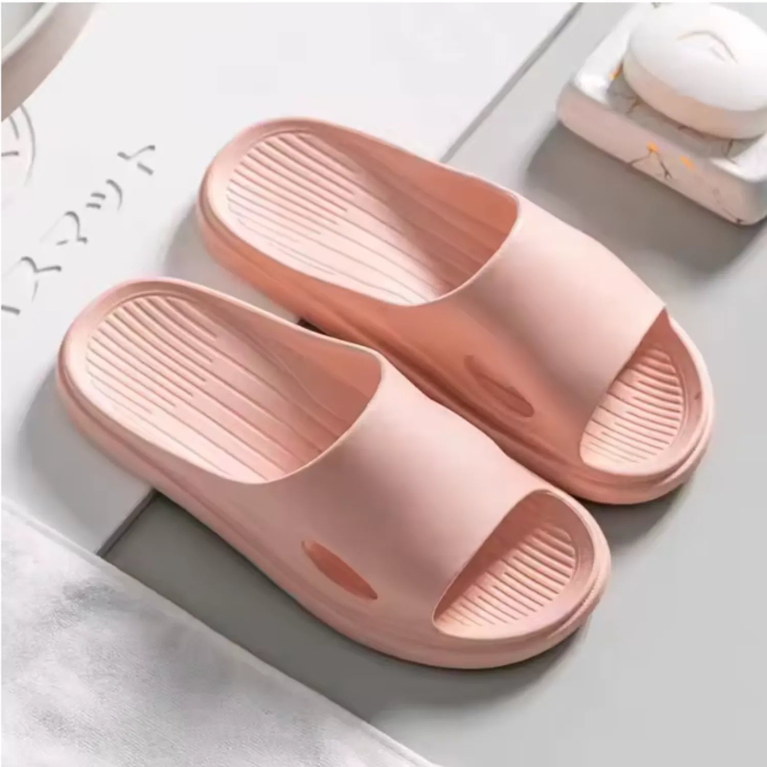 Chinelo rosa silencioso unissex flexível macio confort moda