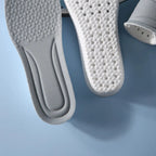 Par de palmilhas esportivas antifadiga. Com sistema de amortecimento no calcanhar.