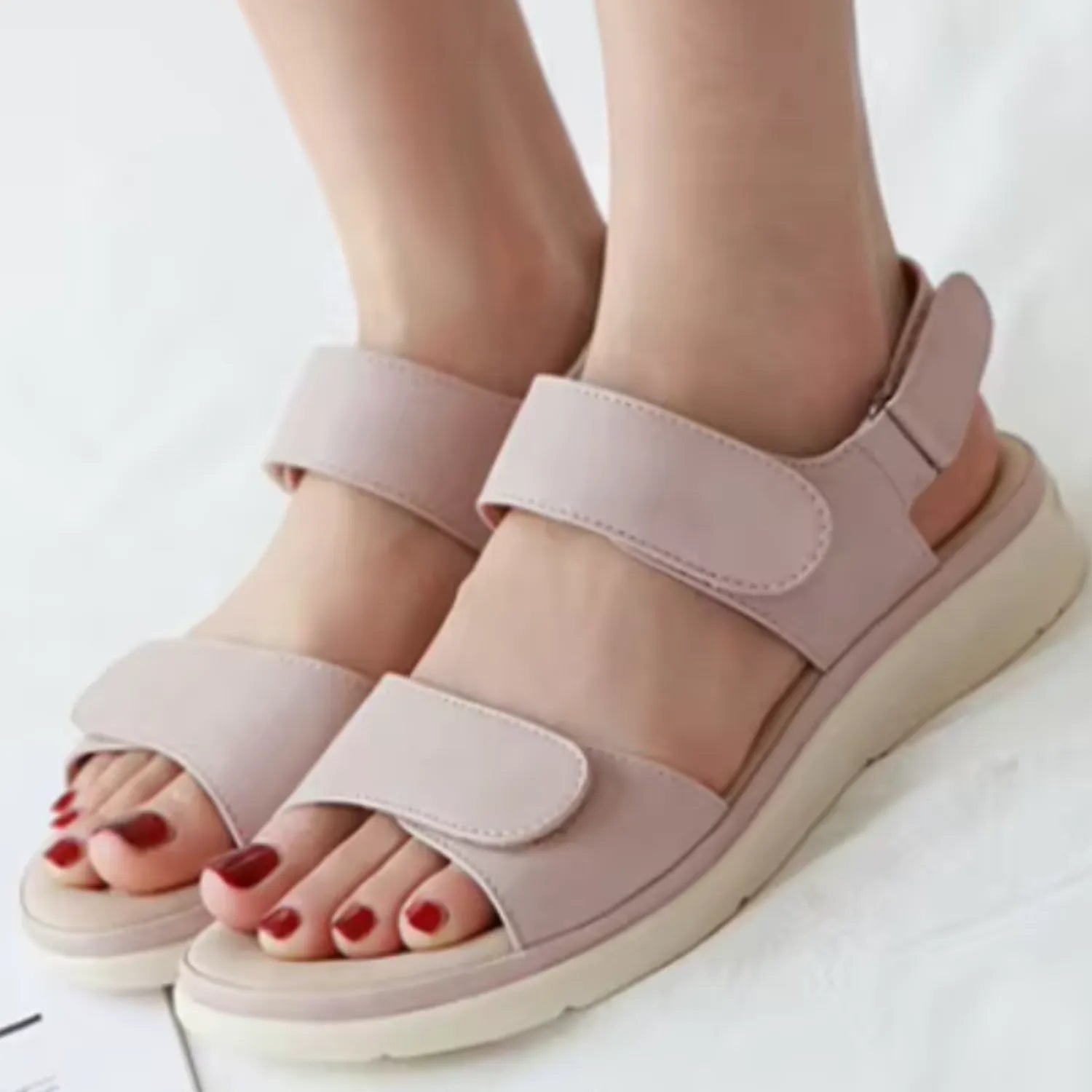 sandalia feminina creme velcro