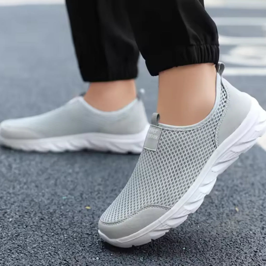 tenis cinza claro masculino presença antiderrapante