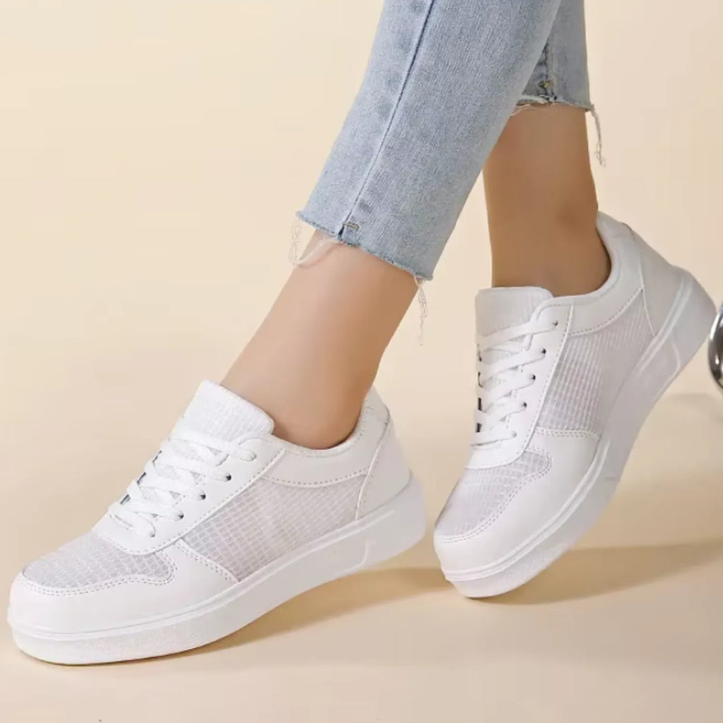 tênis feminino branco de malha delicado