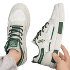 tênis masculino branco e verde elegante