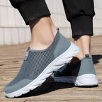 tenis masculino cinza e antiderrapante