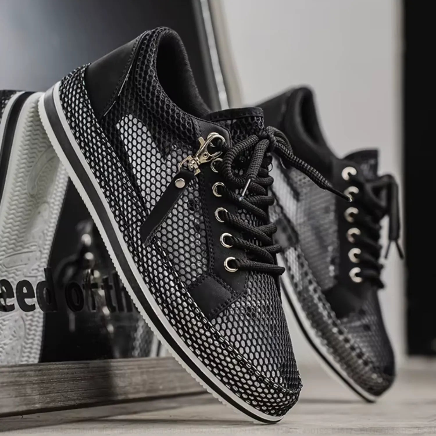 tênis masculino preto de malha lindo vistoso