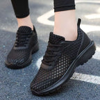 tênis preto feminino de malha beleza e frescor